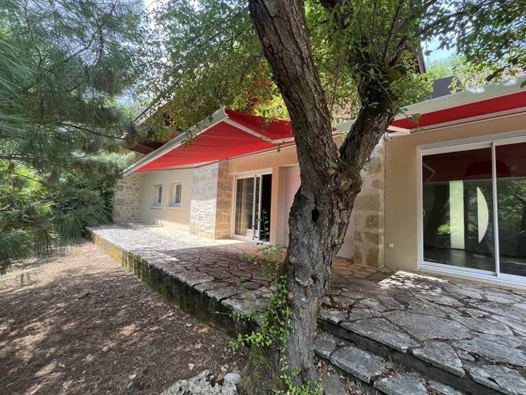 Villa de 6 pièces principales — photo 1