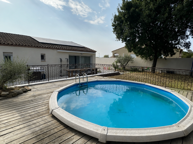 Villa F4 de 105m2 hab, garage, sur 518m2 de terrain à Satura — photo du bien