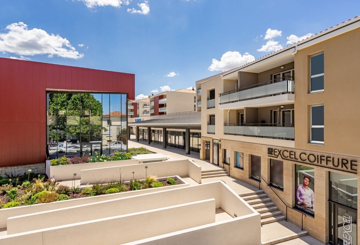 T4 pour activité professionnelle au cœur d’Istres — photo 1
