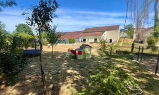 Commerce 6 Pièces 226 m² à vendre à Vallan (89580)
