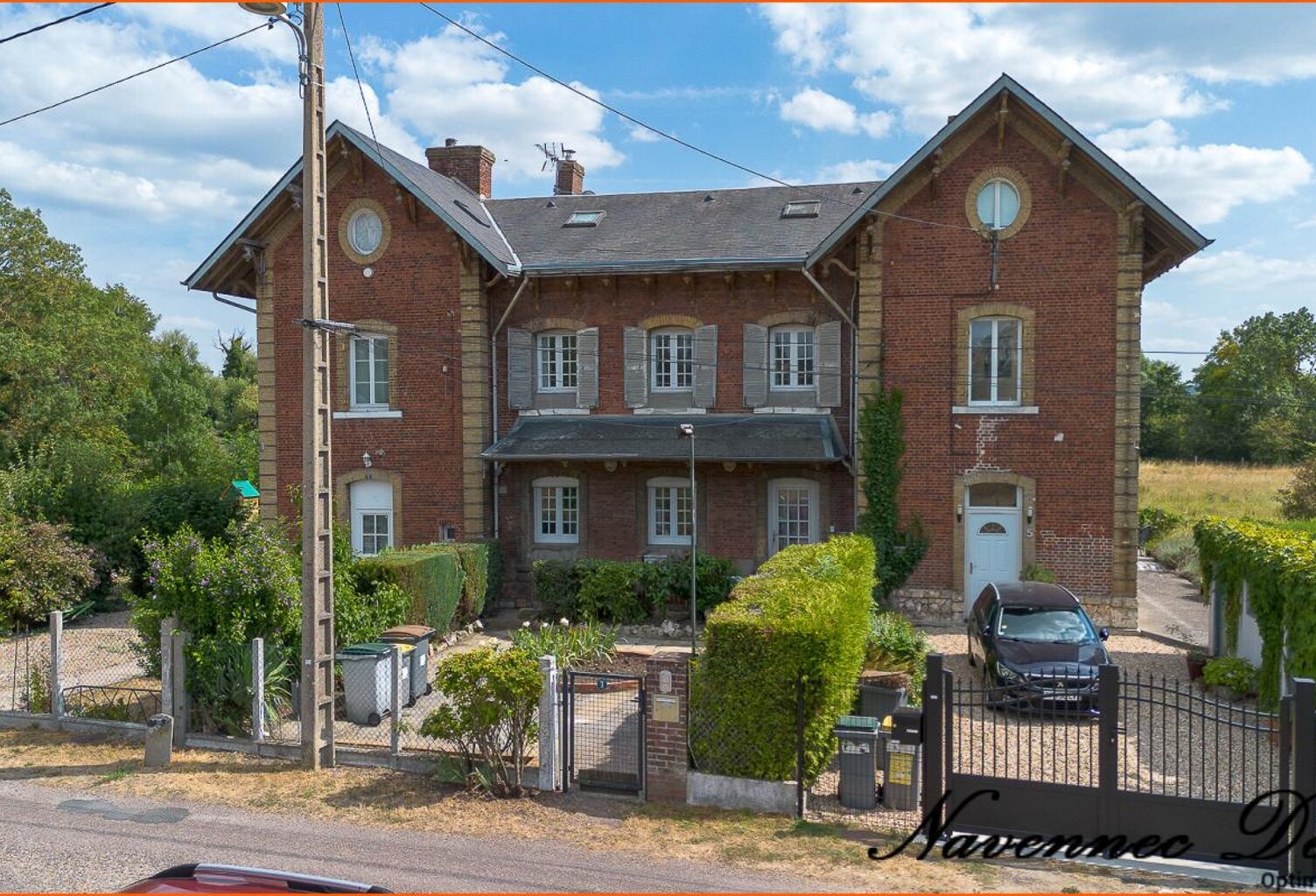 Maison de caractère à rénover – 110 m² habitables + 40 m² aménageables dans les combles — photo 1