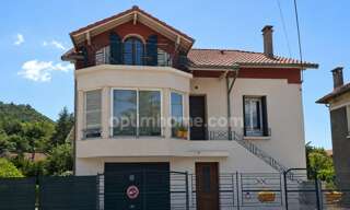 Maison 10 Pièces 240 m² à vendre à Digne-les-Bains (04000)