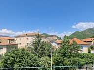 A vendre à Digne-les-Bains – Demeure de caractère des années 30 – 240 m² – 2 logements – Piscine – Garage — photo 3