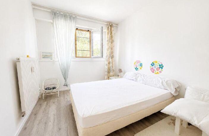 Joli T2 lumineux de 49 m², au 3ème et dernier étage, avec cave — photo 4