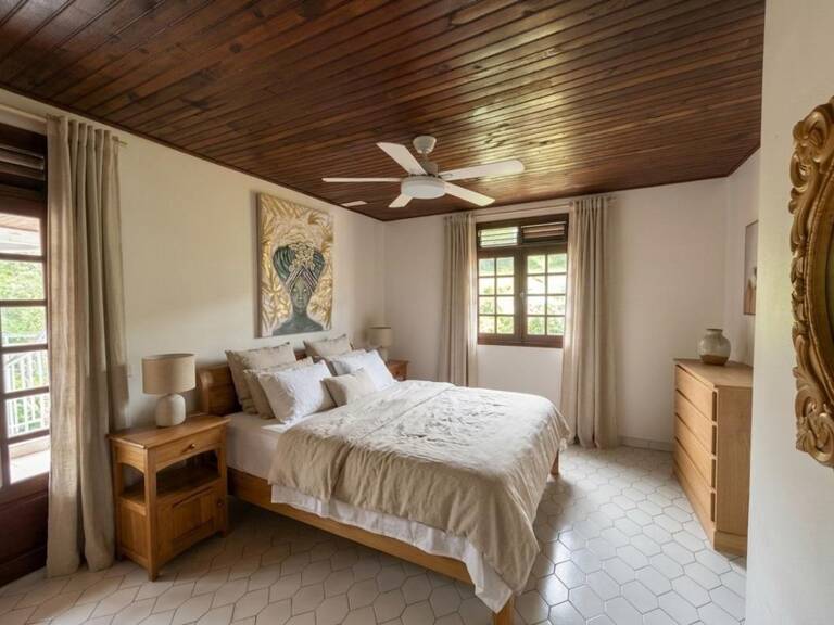Fort-de-France : Agréable Villa T4 + studio — photo 1