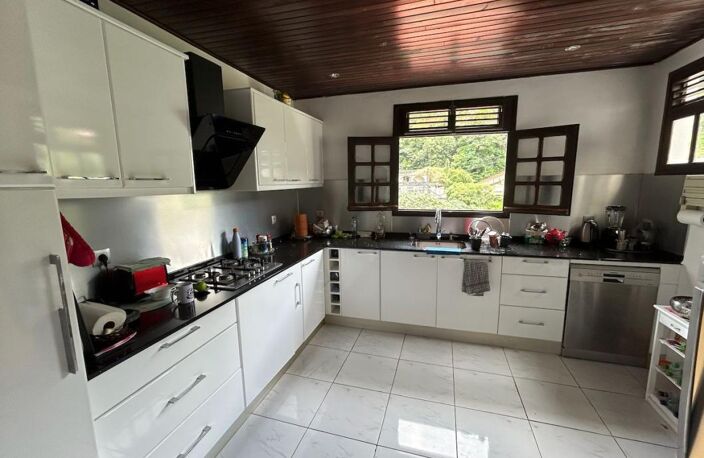 Fort-de-France : Agréable Villa T4 + studio — photo 3