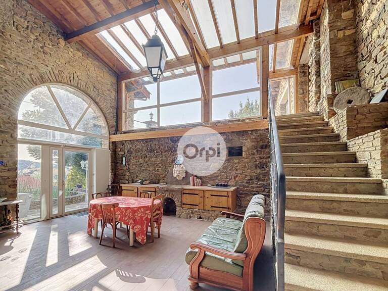 Authentique maison en pierre avec dépendances et vue dégagée sur la campagne — photo 1