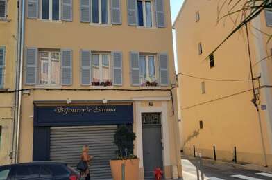 Appartement 2 pièces 556 €