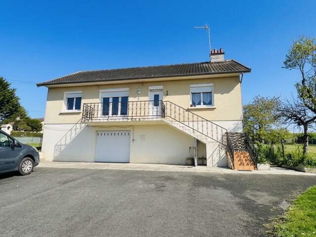 Maison 3 chambres + grand sous sol et grand terrain clos 10 min Châtellerault — photo du bien