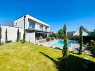 LA TURBALLE-MAISON CONTEMPORAINE 6P DE 176M2-PISCINE-GARAGE 40M2-JARDIN-SUR TERRAIN DE 720M2 — photo 2