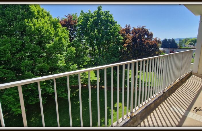Appartement à vendre 5 pièces MACON CHARNAY (71) 100 m², 3ch, 2 SDB, balcon, calme — photo 2