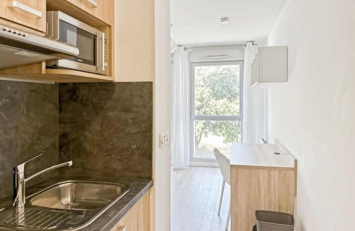 Appartement à vendre 1 pièces 20m2, meublé, local à vélos — photo 4
