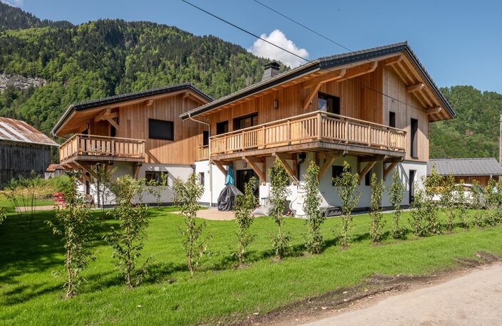 Haute Savoie (74), à vendre SAMOENS - Domaine skiable Grand-Massif - Appartement T4 bis 87 m² — photo 4