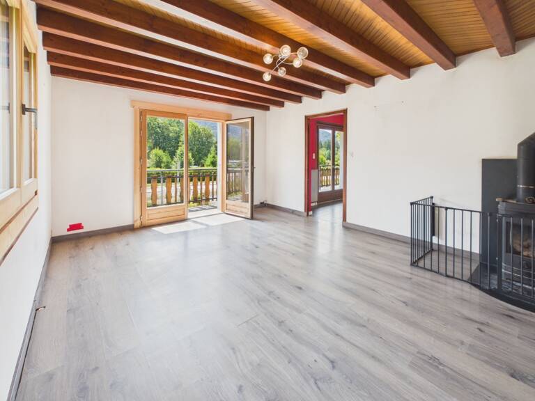 Haute Savoie (74), à vendre VERCHAIX - Domaine skiable Grand Massif - Appartement T5 — photo 1