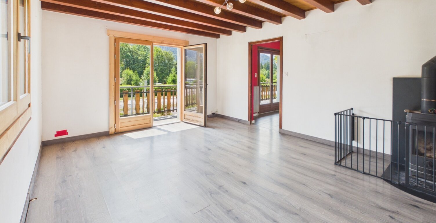 Haute Savoie (74), à vendre VERCHAIX - Domaine skiable Grand Massif - Appartement T5 — photo 1