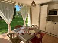 A VENDRE - STUDIO D'EXCEPTION EN REZ DE JARDIN – BORD DE MER SAINTE ANNE — photo 2