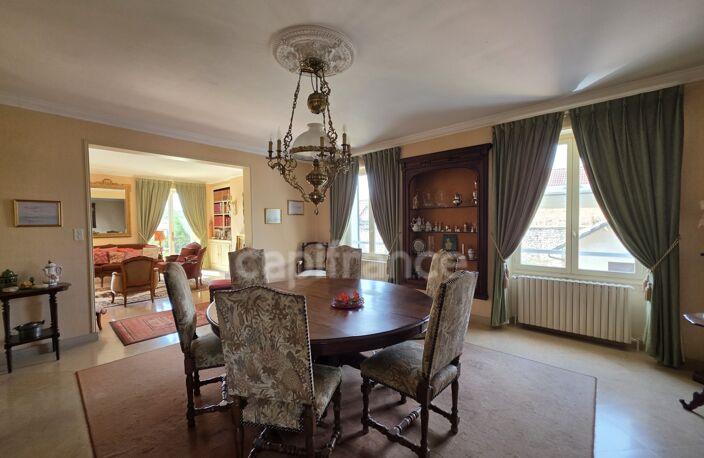Maison à vendre 11 pièces VILLENEUVE SUR YONNE (89), 6 chambres, jardin 1976 M2 — photo 5