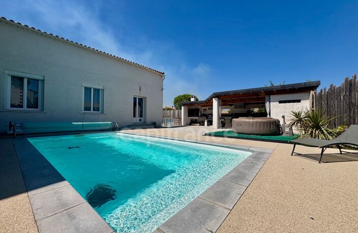 POUSSAN(34), À VENDRE MAISON RÉNOVÉE P4, SURFACE TOTALE 168 m2, TERRAIN 552 m2, GARAGE, PISCINE, SECTEUR CALME — photo 2