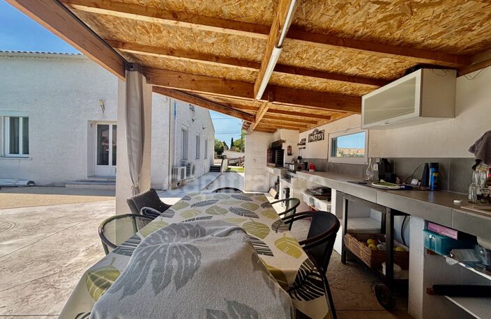 POUSSAN(34), À VENDRE MAISON RÉNOVÉE P4, SURFACE TOTALE 168 m2, TERRAIN 552 m2, GARAGE, PISCINE, SECTEUR CALME — photo 4