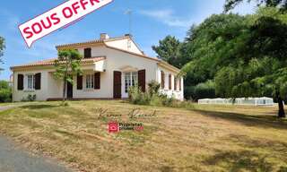 Maison 7 Pièces 174 m² à vendre à Fougeré (85480)