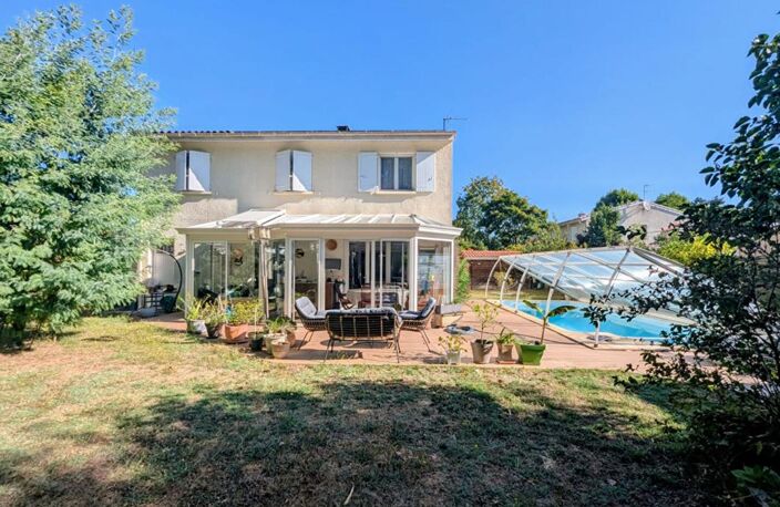 Maison Merignac 7 pièce(s) 157 m2 — photo 2