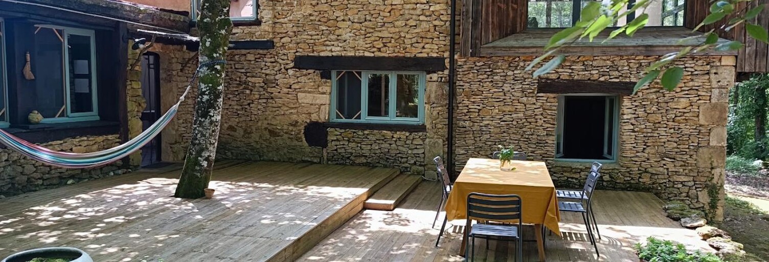 Maison 5 Pièces 150 m² à vendre à Saint-Léon-sur-Vézère (24290)