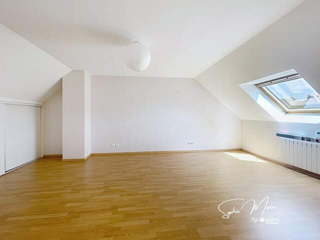 Appartement T3 lumineux avec balcon — photo du bien