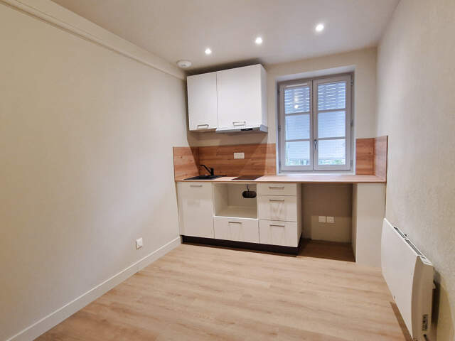 Studio neuf sur Saône — photo du bien