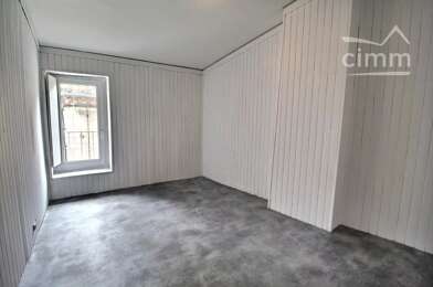 Immeuble  70000 €