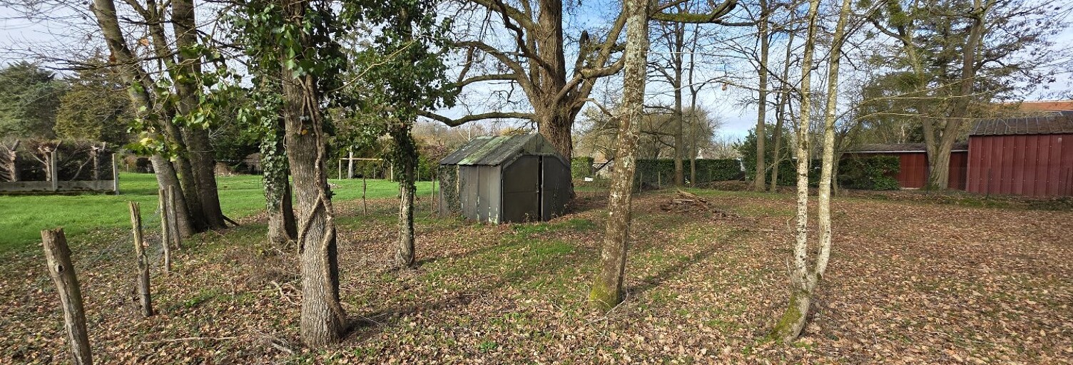 Terrain  1127 m² à vendre à Dun-le-Poëlier (36210)