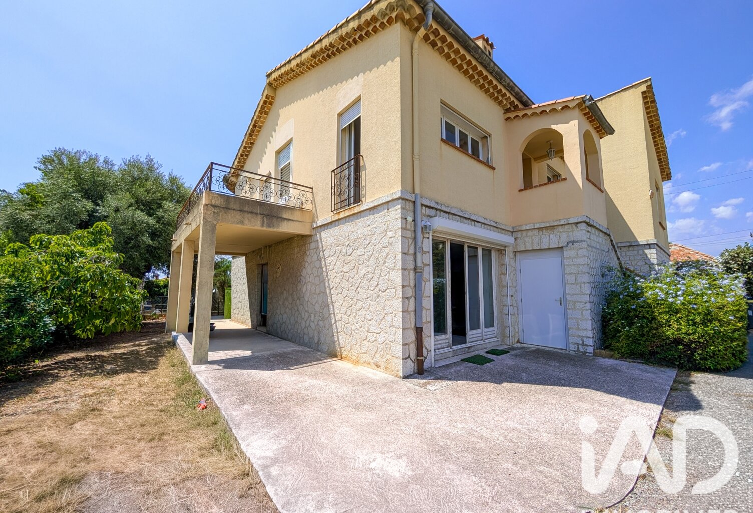 Vente Maison/villa 8 pièces — photo 1