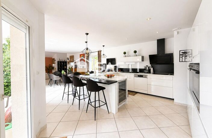 Maison 172 m² très au calme, piscine, 1223 m² — photo 4