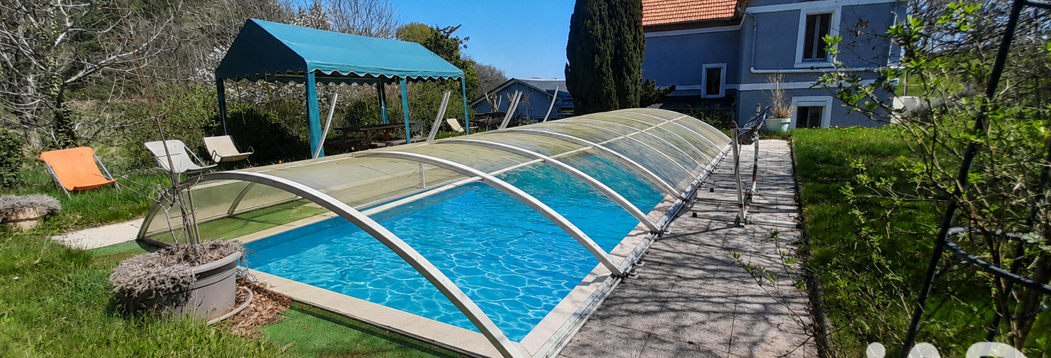Maison 8 Pièces 220 m² à vendre à La Salvetat-Peyralès (12440)