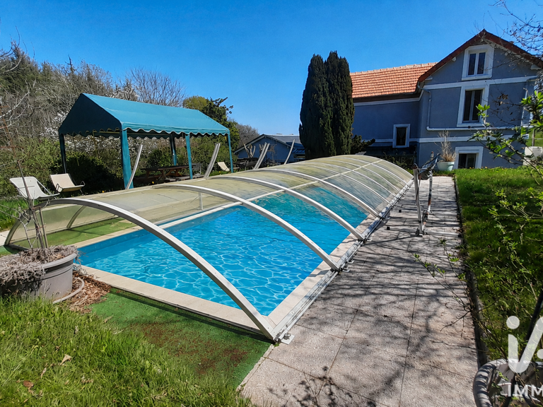 Vente Maison traditionnelle 8 pièces — photo 1