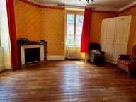 MAISON DE CARACTERE COEUR BAZOIS  FACE AU CANAL - TOUTES COMMODITES - COUR ET DEPENDANCES - — photo 2