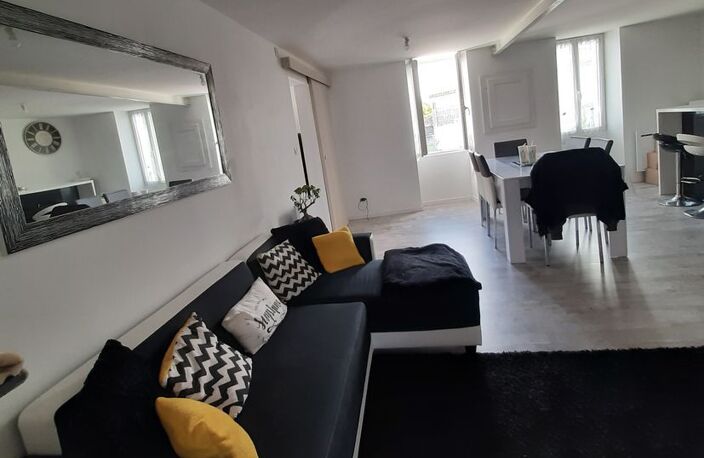 Appartement de 90m2 à louer sur Saint-Même-les-Carrières — photo 2