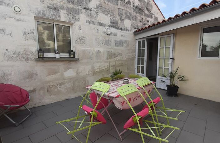 Appartement de 90m2 à louer sur Saint-Même-les-Carrières — photo 3