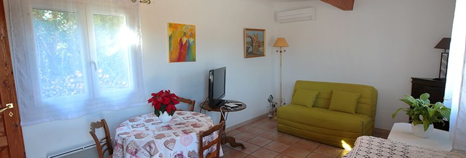 Maison 2 Pièces 40 m² à louer à Fontvieille (13990)