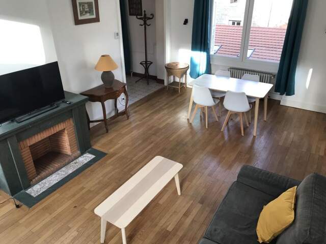Appartement de 94m2 à louer sur Saint-Étienne — photo du bien