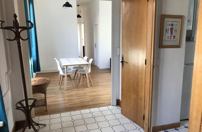 Appartement de 94m2 à louer sur Saint-Étienne — photo 3