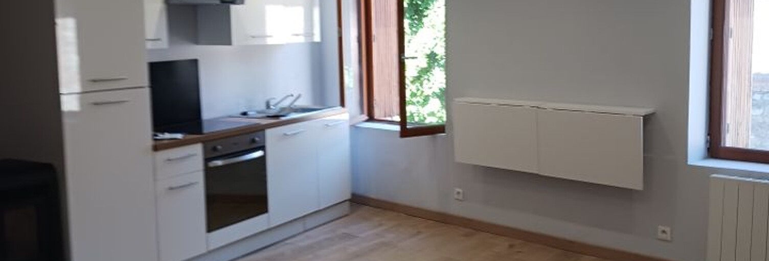 Maison 4 Pièces 76 m² à louer à Planfoy (42660)