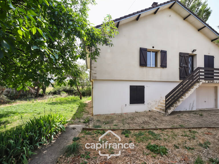 Maison avec sous-sol complet à rénover à Beaufort (39190), idéal premier achat ou investissement — photo 1
