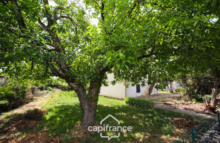Maison avec sous-sol complet à rénover à Beaufort (39190), idéal premier achat ou investissement — photo 2