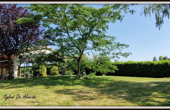 Propriete à vendre 8 pièces 285 m² REPLONGES (01), Piscine, 4 suites, double garage, terrain 2136 m² — photo 4