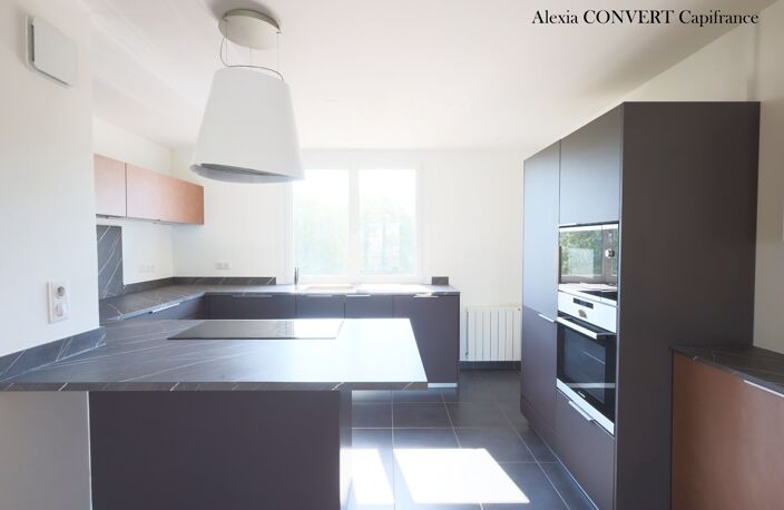 Appartement d'exception 99m² avec garage vue panoramique à SAINT LAURENT SUR SAONE (01) — photo 3