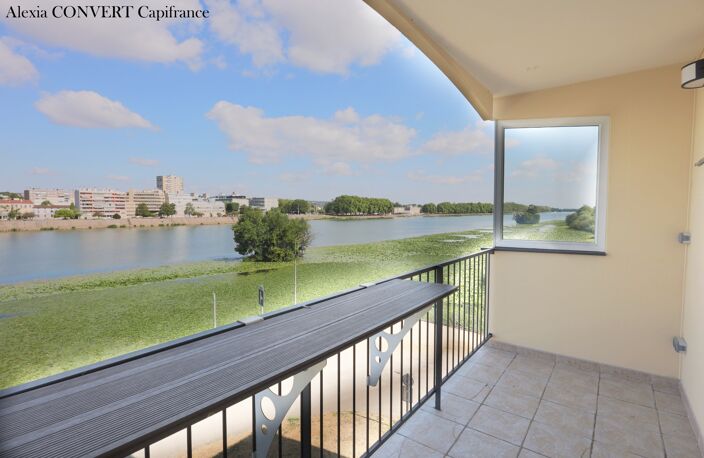 Appartement d'exception 99m² avec garage vue panoramique à SAINT LAURENT SUR SAONE (01) — photo 4