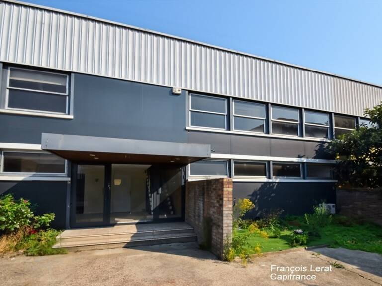 Local/bureau à louer COLOMBES (92)- Bâtiment industriel R+ 1 de 780 m2 et un terrain de 1 300 m2 - Loyer mensuel HT 10 000 € — photo 1