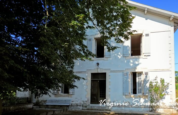 POUILLON (40) Maison de caractère 14 pièces – 9 chambres – Dépendances – 1 hectare de terrain — photo 4