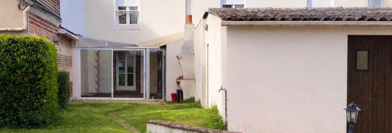 Immeuble  246 m² à vendre à Brou (28160)