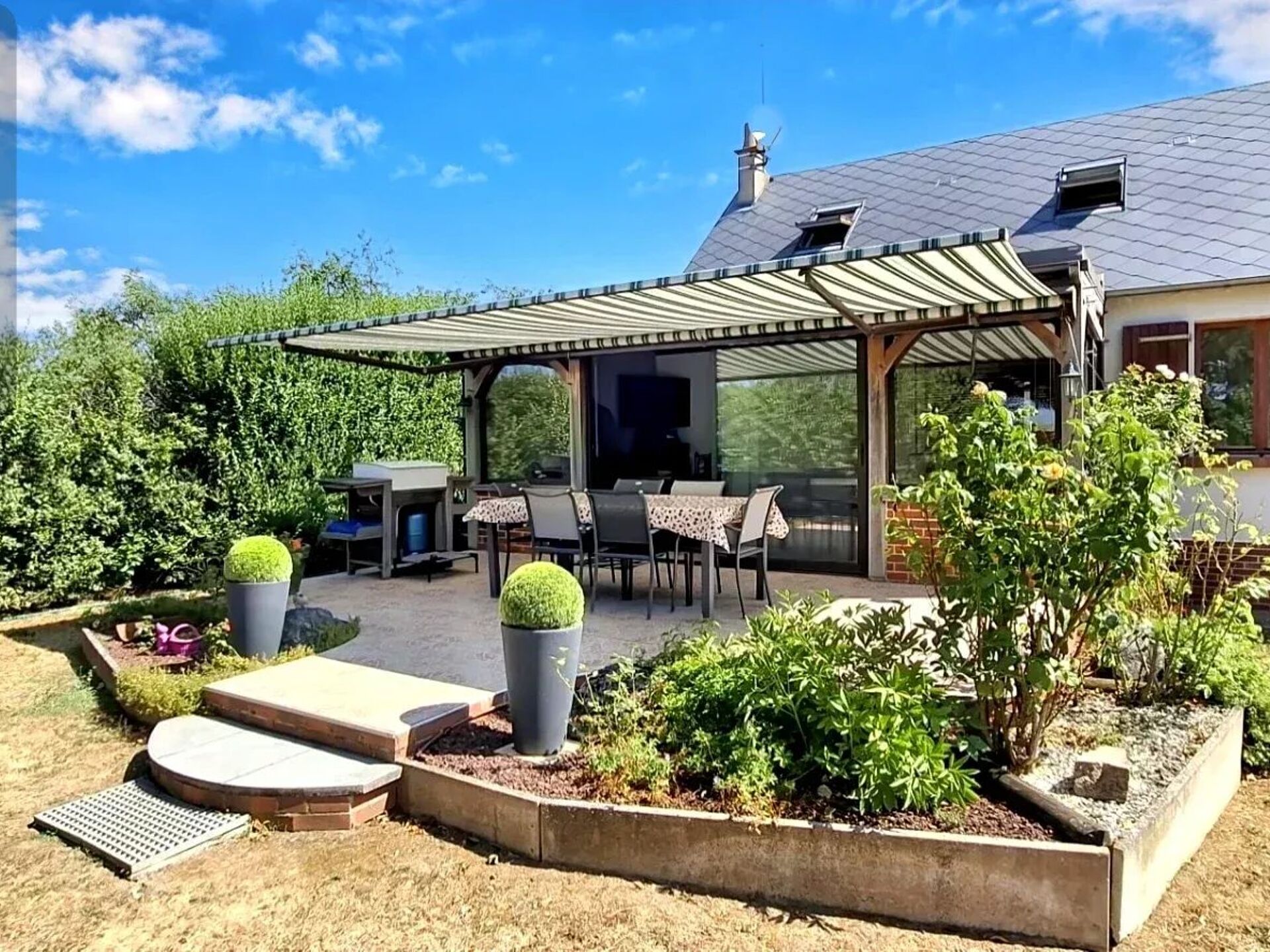 Maison 5 pièces 111 m² · à Avaray · 111 m² · 208 000 €